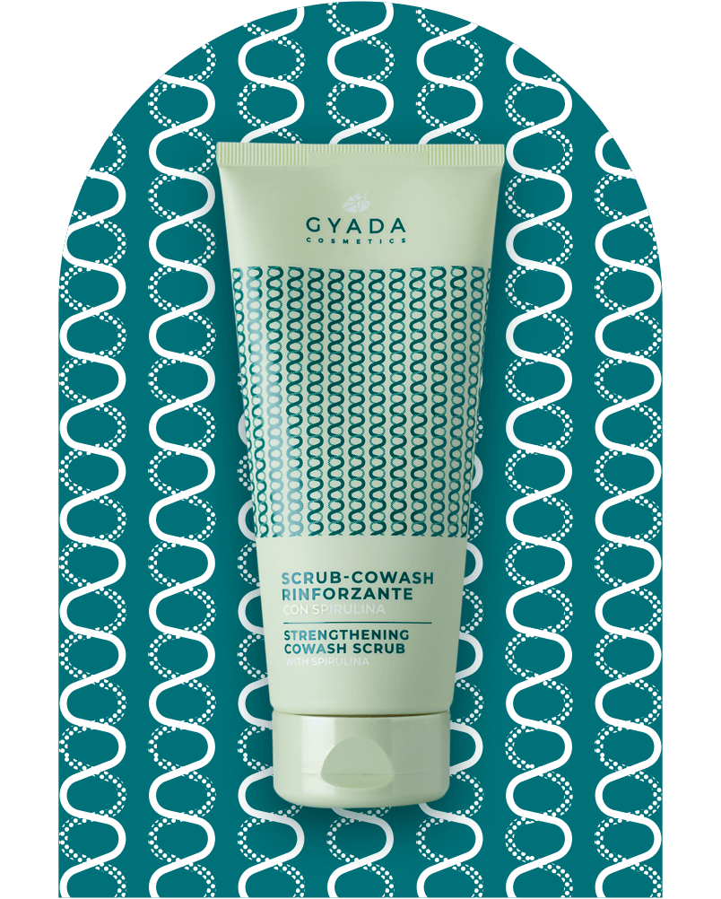 Strengthening Co-wash & Scrub with Spirulina