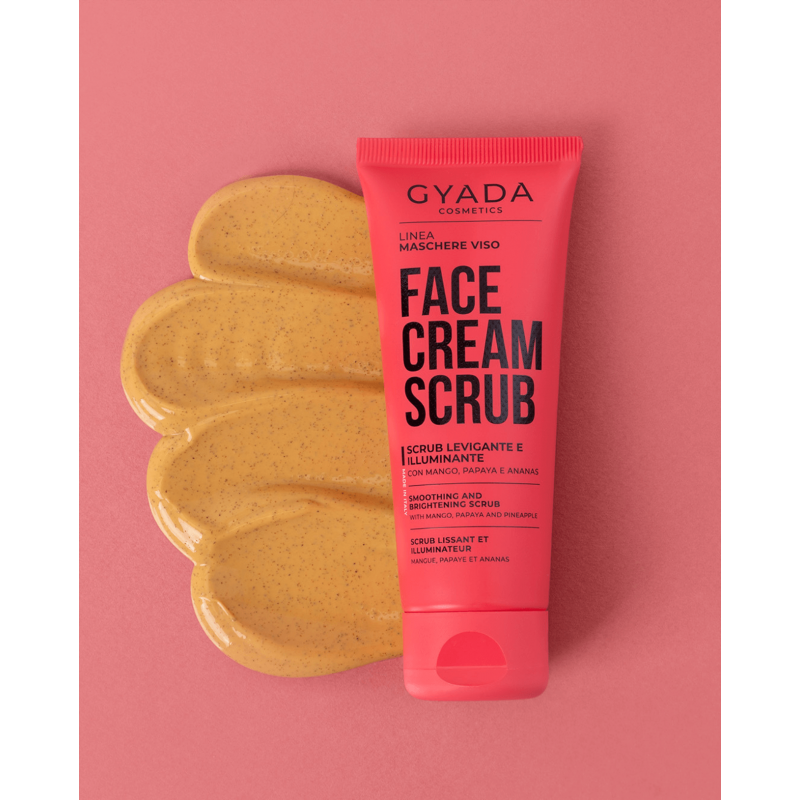 SMOOTHING AND BRIGHTENING SCRUB